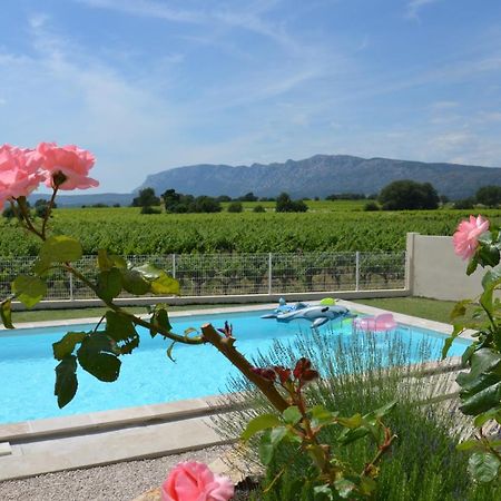 Vue Sainte Victoire, Proche Aix-En-Provence Apartment Pourrieres Bagian luar foto