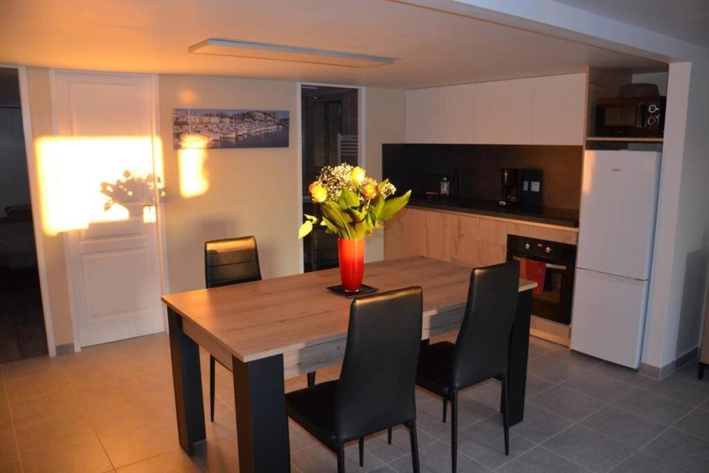 Vue Sainte Victoire, Proche Aix-En-Provence Apartment Pourrieres Bagian luar foto