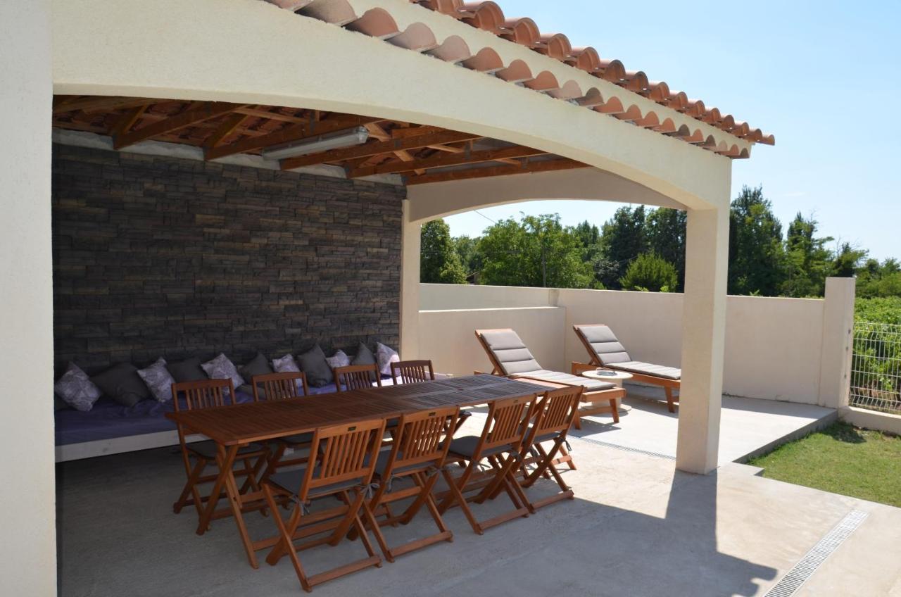 Vue Sainte Victoire, Proche Aix-En-Provence Apartment Pourrieres Bagian luar foto